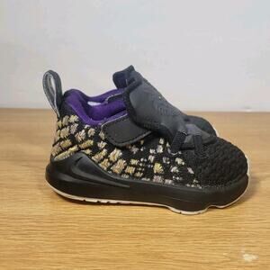 NIKE Lakers LEBRON JAMES Tennis Shoes Size 5C Toddler BQ5596-004 FAST SHIPPING